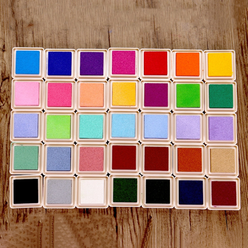 TSUKINEKO VKS StazOn Multi-Purpose Rubber Stamping Ink Pad