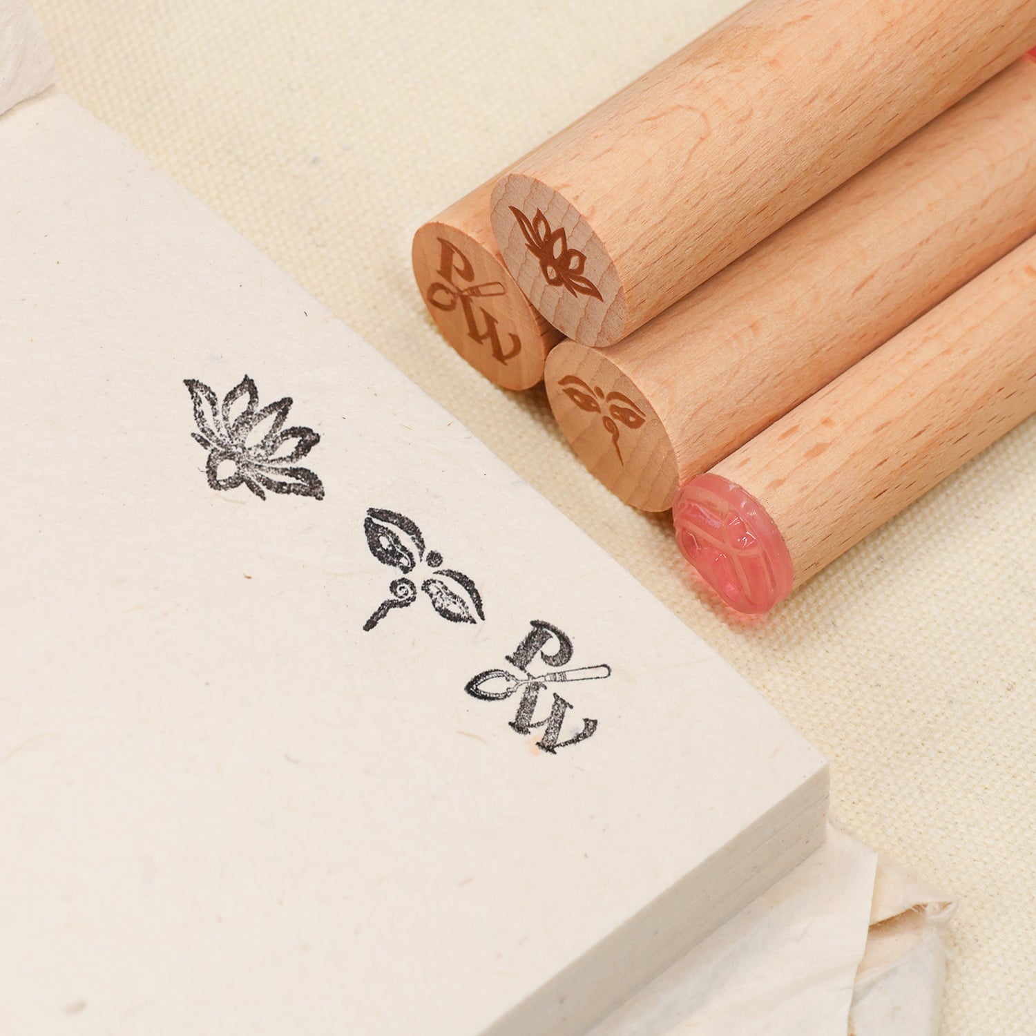 Mini Tampon en Caoutchouc Personnalisé 5