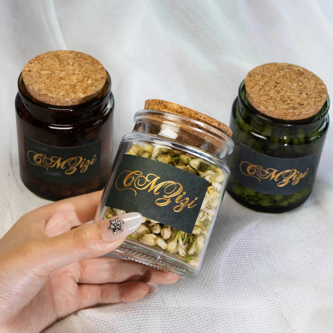 Stamprints-custom-embossed-foil-labels-product